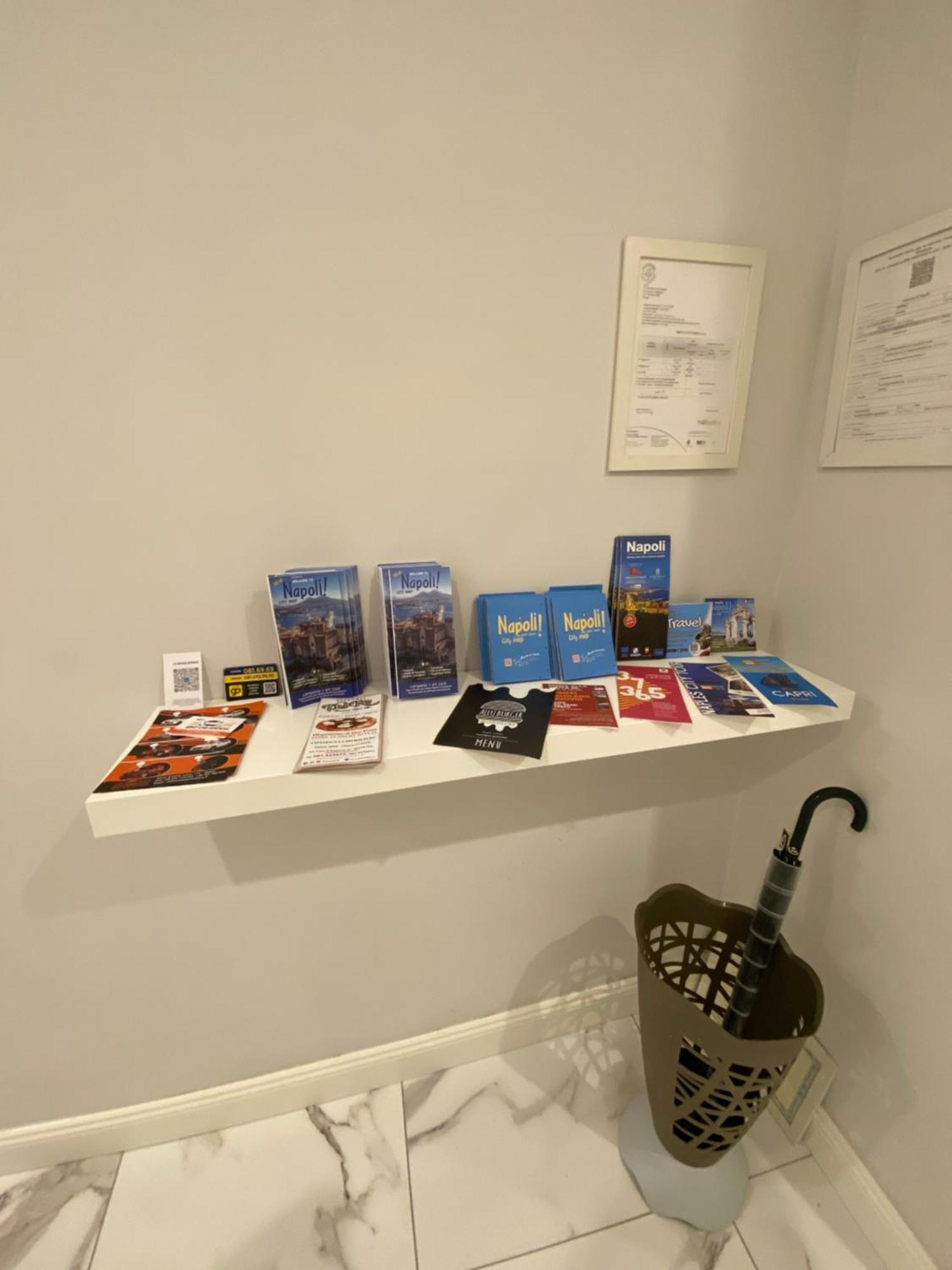 La Dimora Di Marti " Vicino Al Centro Storico Di Napoli"住宿加早餐旅馆 外观 照片